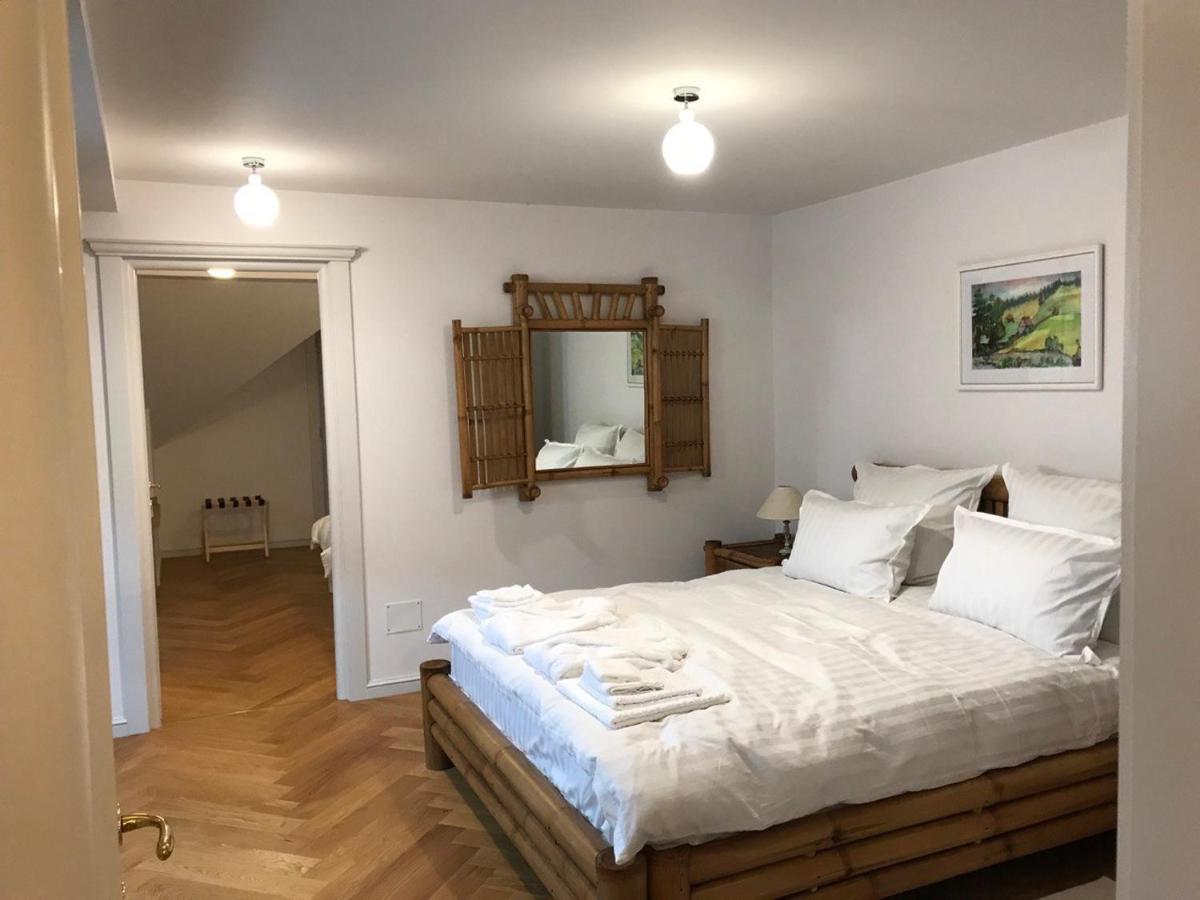 Augsburg Apart Piatra Neamţ Екстериор снимка
