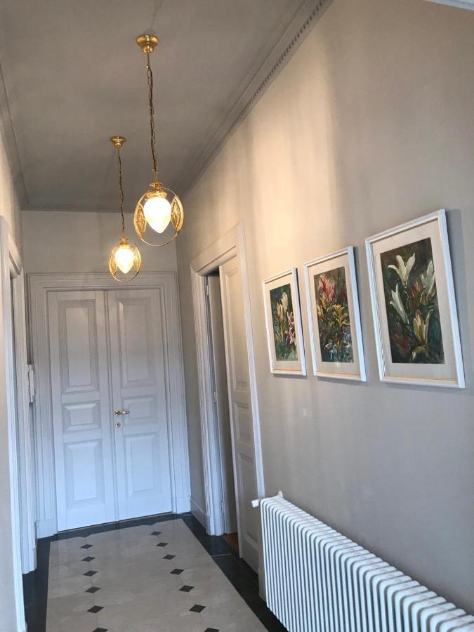 Augsburg Apart Piatra Neamţ Екстериор снимка