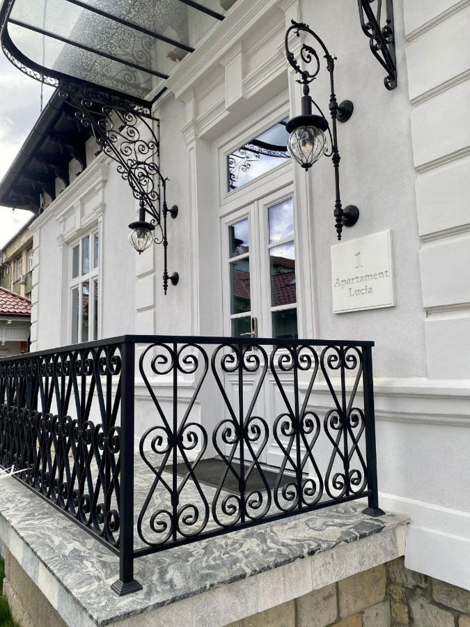 Augsburg Apart Piatra Neamţ Екстериор снимка